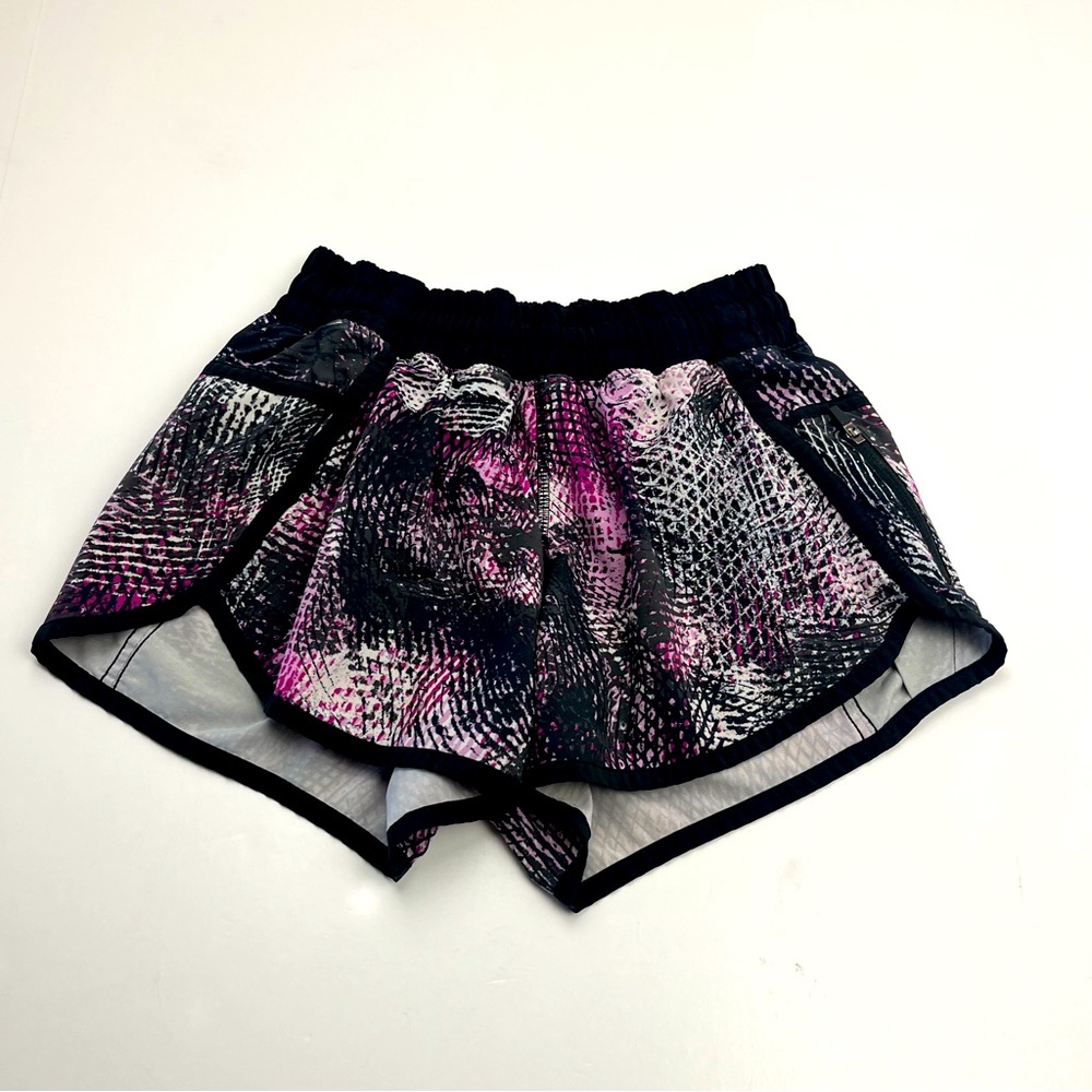 Lululemon Seawheeze Short Women Size 2 Lined Black Pink Running Athletic Workout